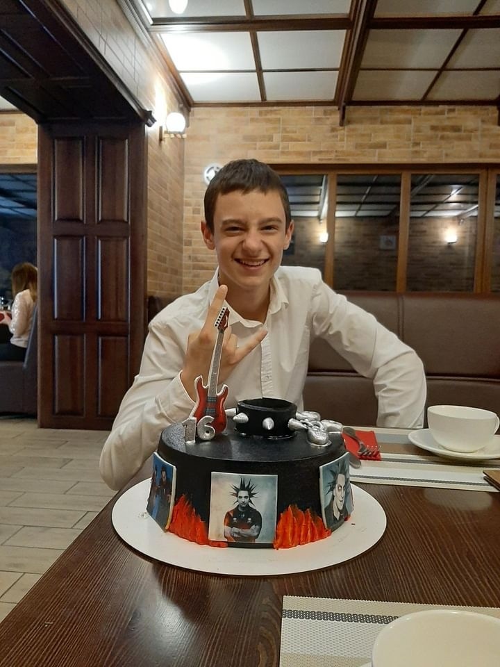 День народження сина. Сватове