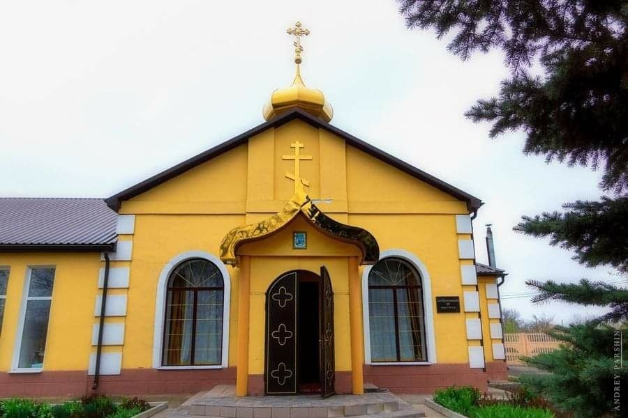 Храм в селі Багатир