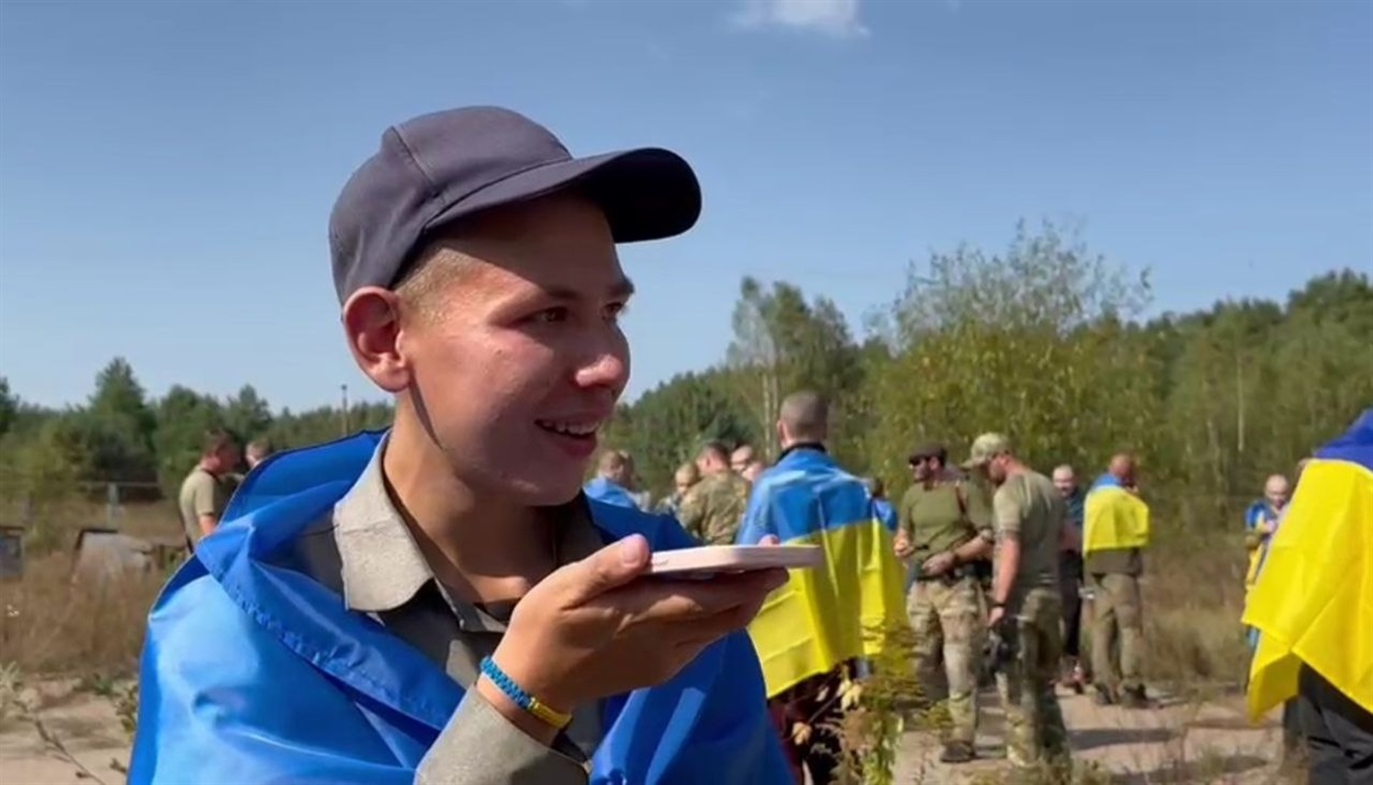 Перший телефонний дзвінок після звільнення