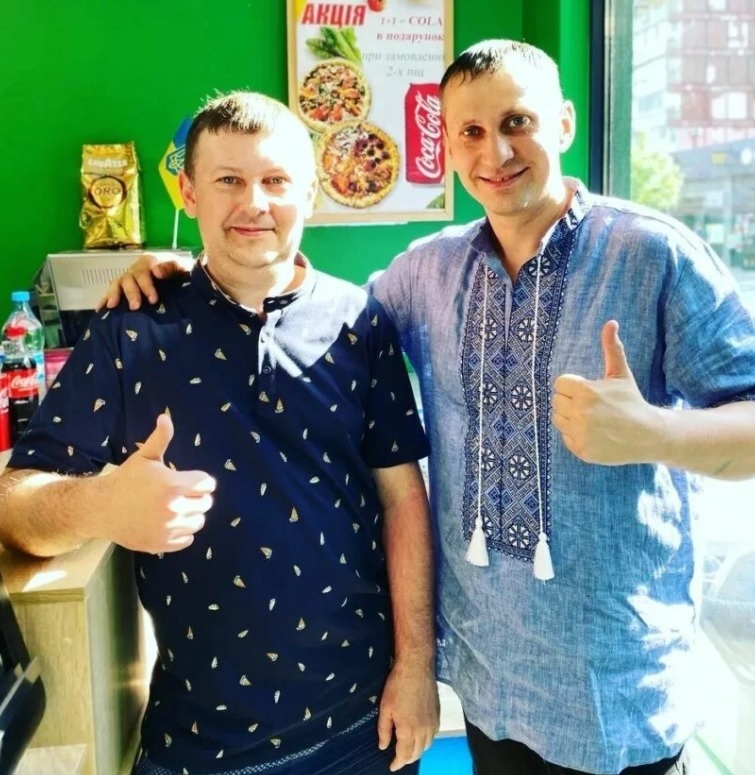 Віктор з другом та бізнес-партнером Олександром

