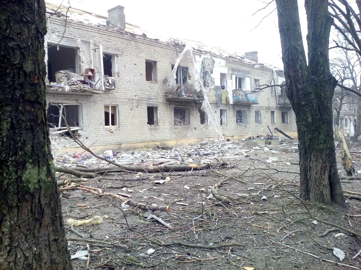 Розбиті житлові будинки у Волновасі