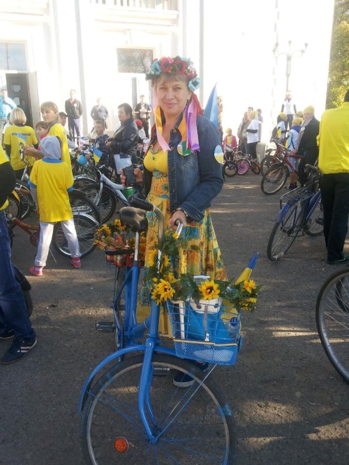 Ірина Крамаренко на святі у Попасній