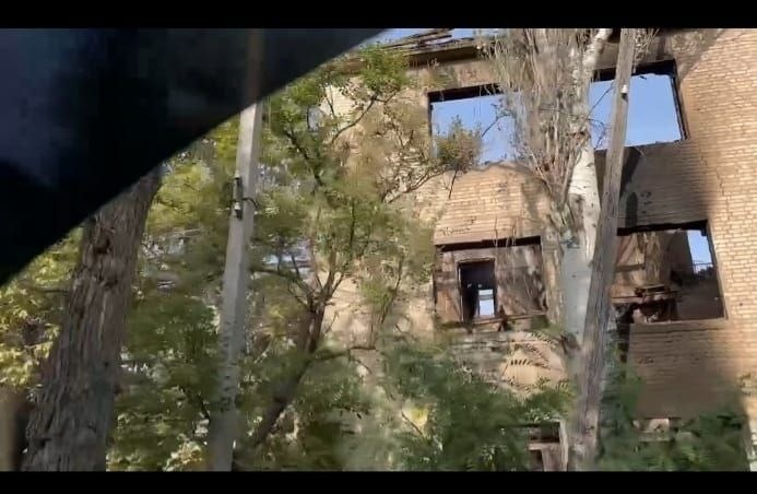 Все, що залишилось від будинку після пожежі