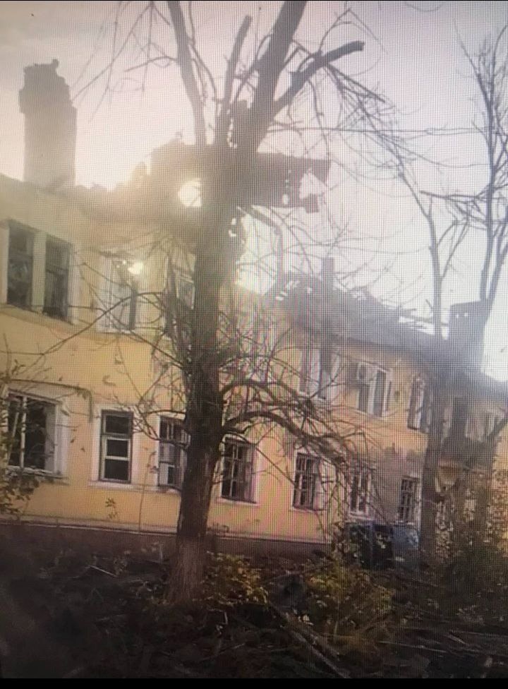 Зрійнований будинок родини Фесенко