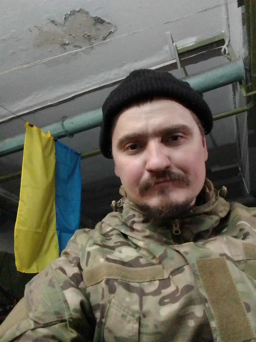 На захист Маріуполя став у перший день великої війни