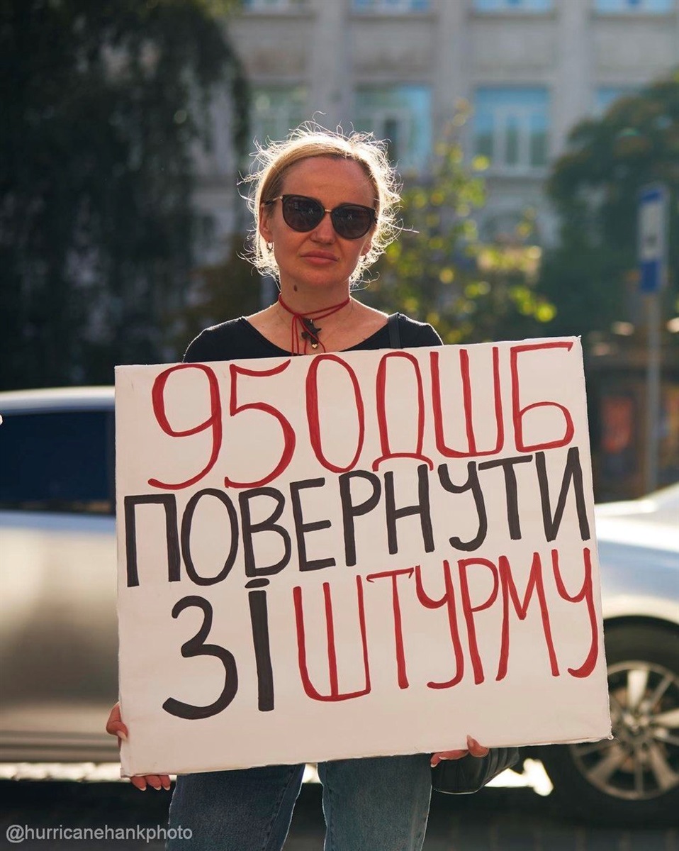 Тетяна продовжує чекати на брата та його побратимів