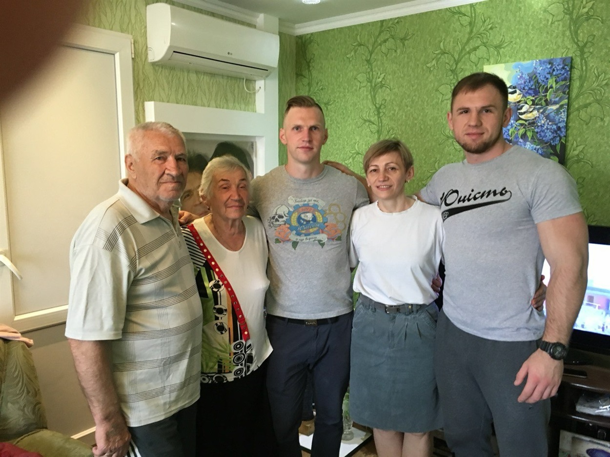 Родина Марченків в Маріуполі