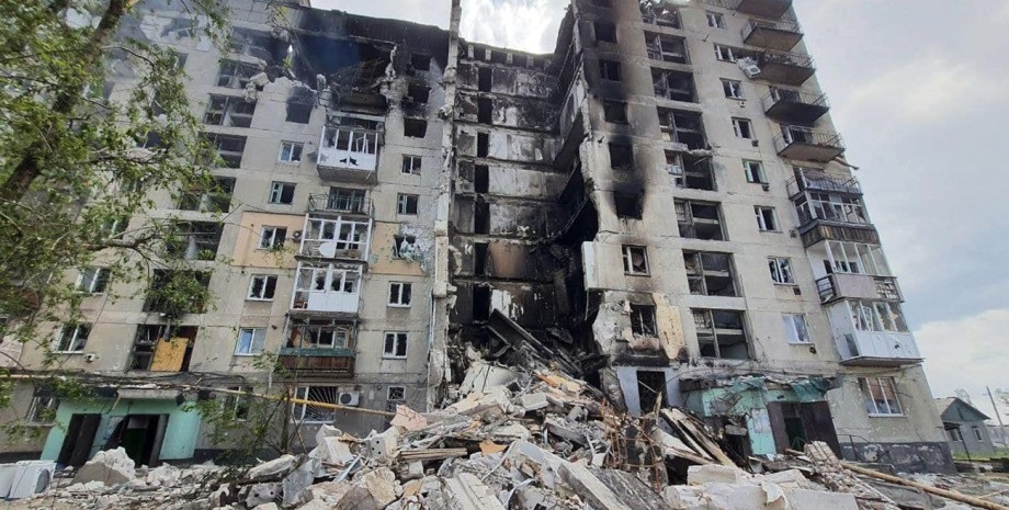 Ворожі обстріли Сіверськодонецька