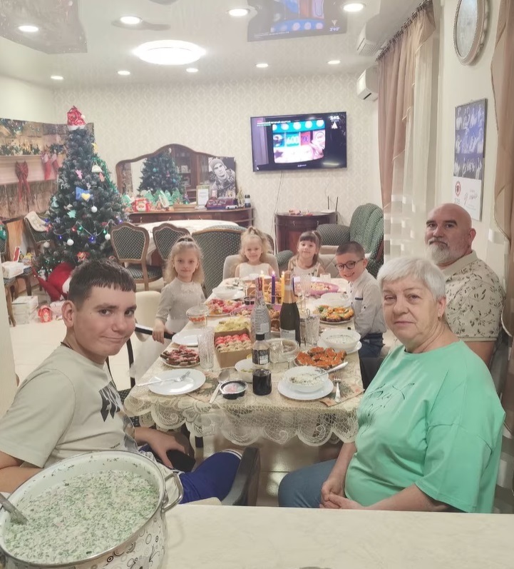 Велика родина Карпцових