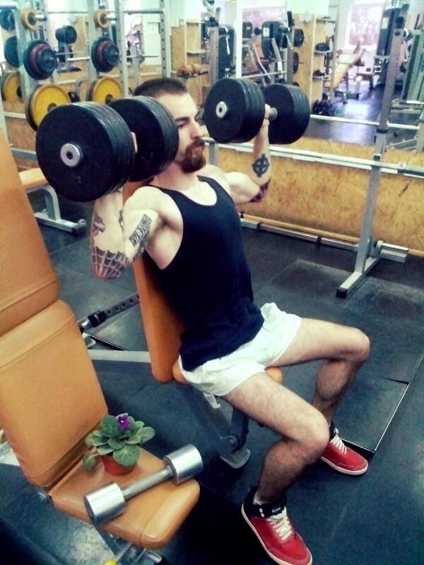 "Дерек" постійно займався спортом