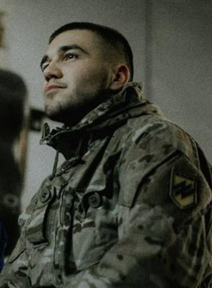 Іван мріяв потрапити в "Азов"