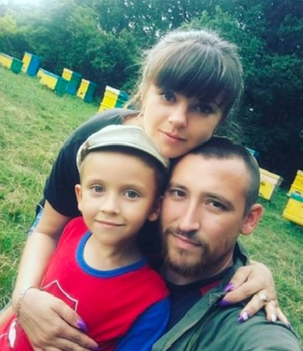 Ганна з родиною