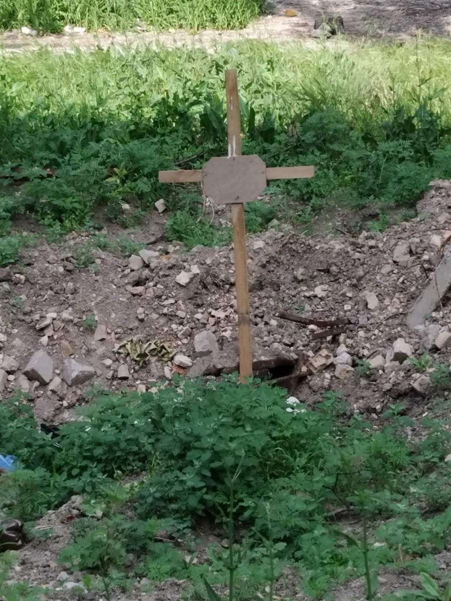 Могила Ігоря в Маріуполі