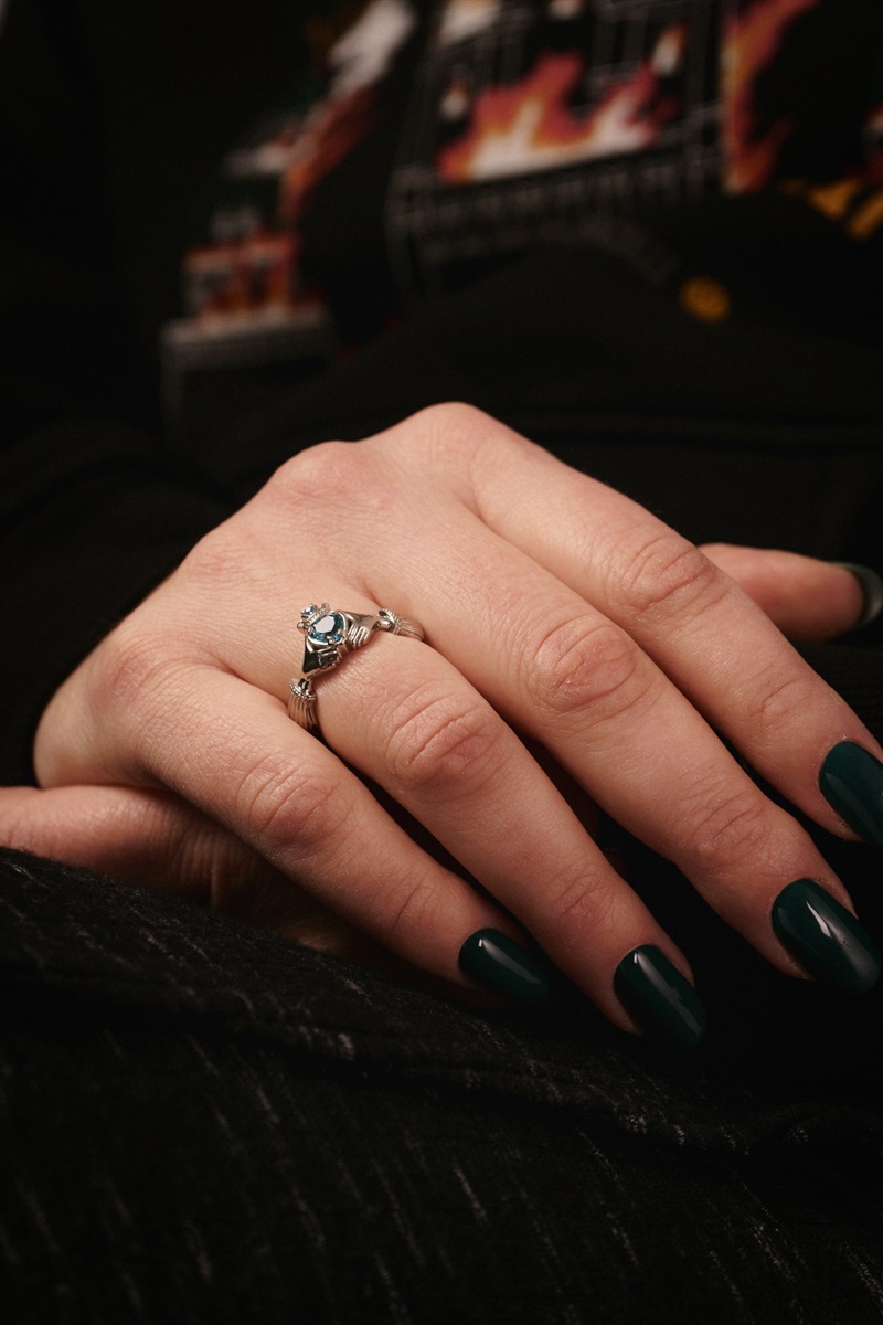 Каблучка для коханої