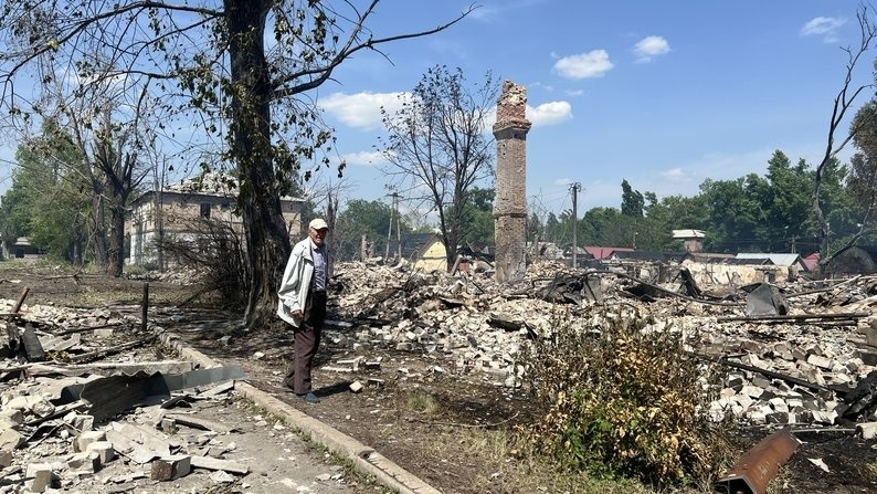 Анатолій щодня боїться, але лишається у Родинському