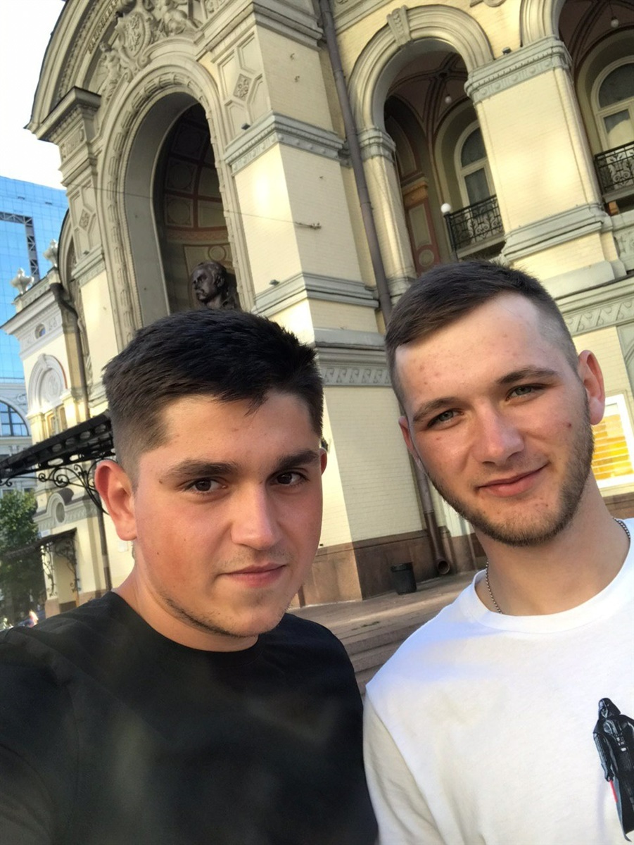 "Нешвіл" і "Оскар"