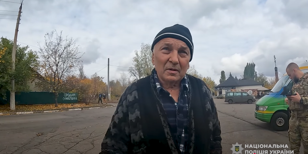 На подвір'я чоловіка прилетіли дві російські ракети