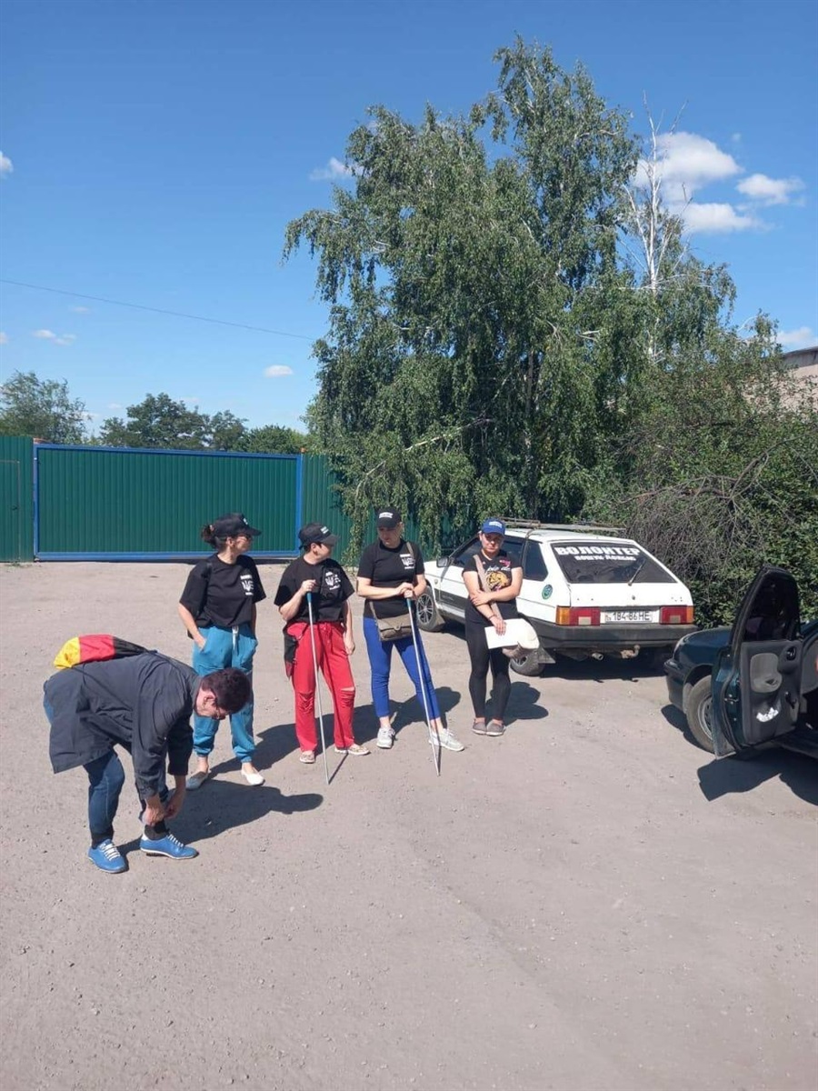 Волонтери шукають зниклих