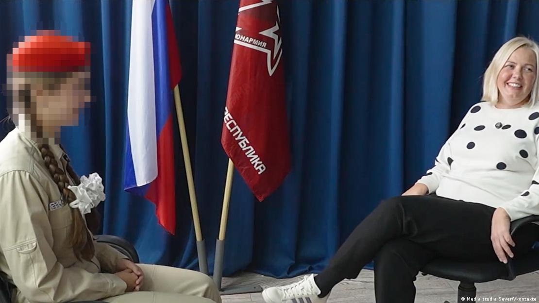 Марія Шубіна (справа)