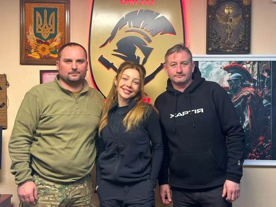 Сергій Жадан і Тіна Кароль зустрілися із військовими у Слов'янську