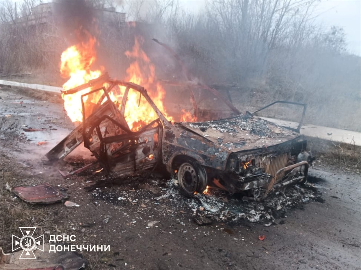 Удар російського FPV-дрона по енергетиках на Донеччині