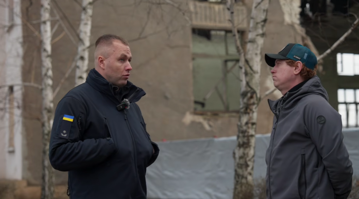 Олександр Станіславов розповідає, як нині рятувальники виїздять на виклики на Донеччині