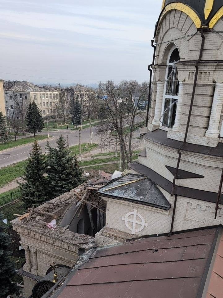 Влучання у храм, Дружківка