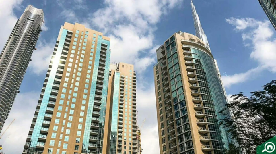 Екснардеп Юрій Іванющенко літає з Росії у Дубай, де його син володіє нерухомістю