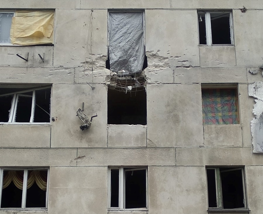 Разрушения в южной части Лисичанска