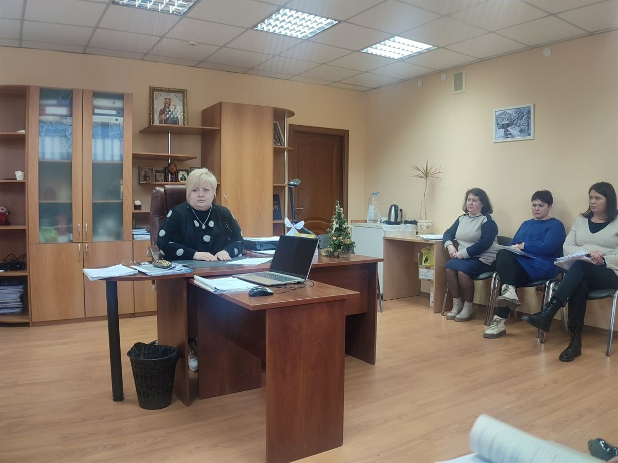 Попри складнощі, колектив управління соціального захисту населення у Покровську продовжує працювати та надавати соціальні послуги і місцевим, і переселенцям