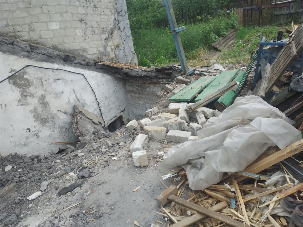 Тут був вхід у льох, якщо б Галина й Іван ховалися там від обстрілів, то не змогли б звідти вибратися