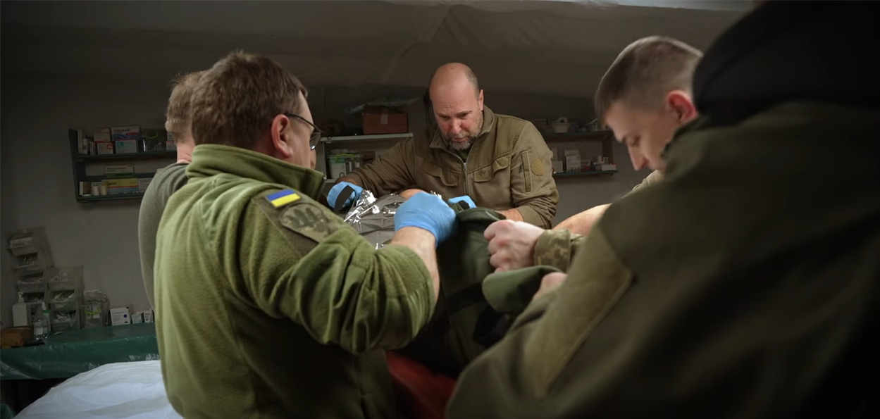 Бійця доставили до стабілізаційного пункту