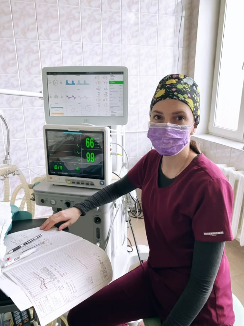 Після полону і реабілітації Ніна Колосінська продовжує рятувати життя захисників і захисників України та бореться за повернення коханого чоловіка